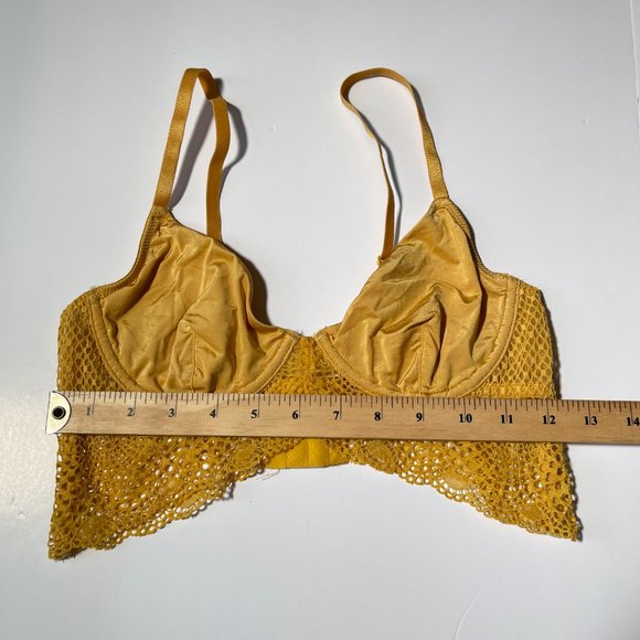 Forever 21 Mustard Yellow Bra Style Top Lace Detail and Satin Cups Size Small - Picture 6 of 7